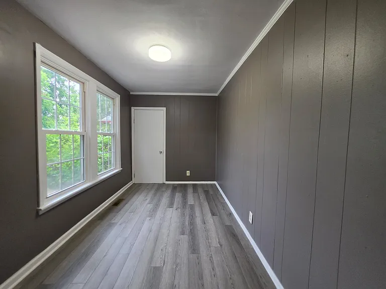 1205 Meridian St — Photo 8