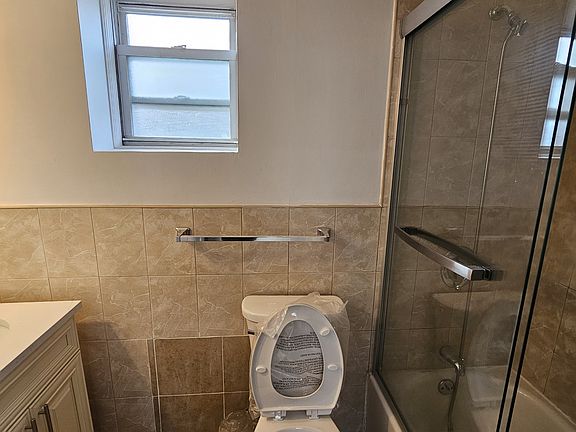 4th image of 2260 Bath Ave APT 2