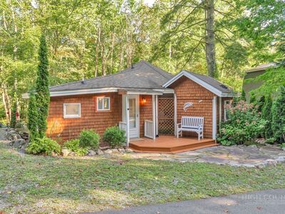 200 River Road 2, Banner Elk, NC, 28604