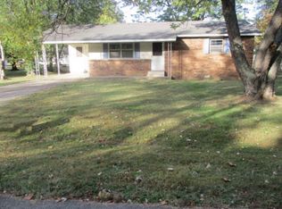 611 Perry Dr, Dexter, MO 63841