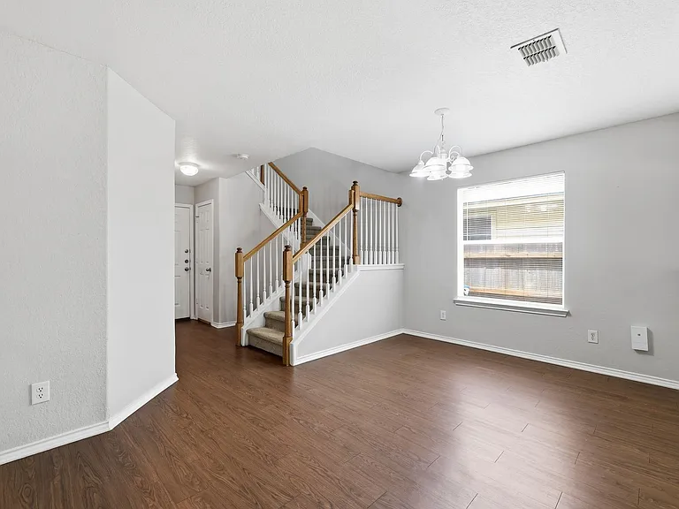 10307 Roseangel Ln — Photo 4