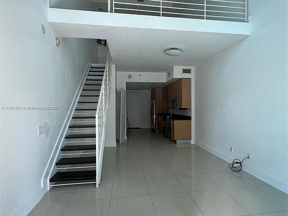 3rd image of 60 SW 13th St APT 1616
