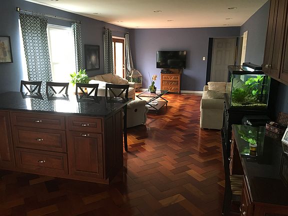 2nd image of 6225 Elmhill Ct
