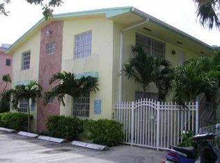 950 Biarritz Dr APT 3, Miami Beach, FL 33141