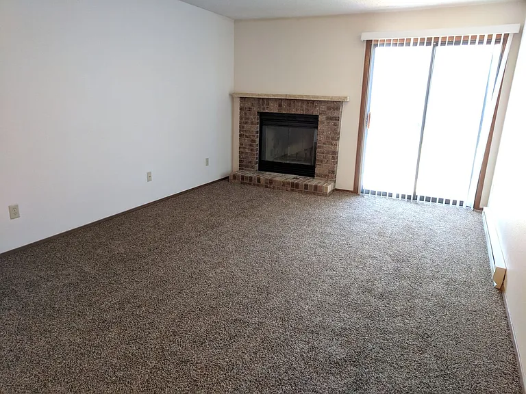 2626 Pacific Dr S — Photo 10