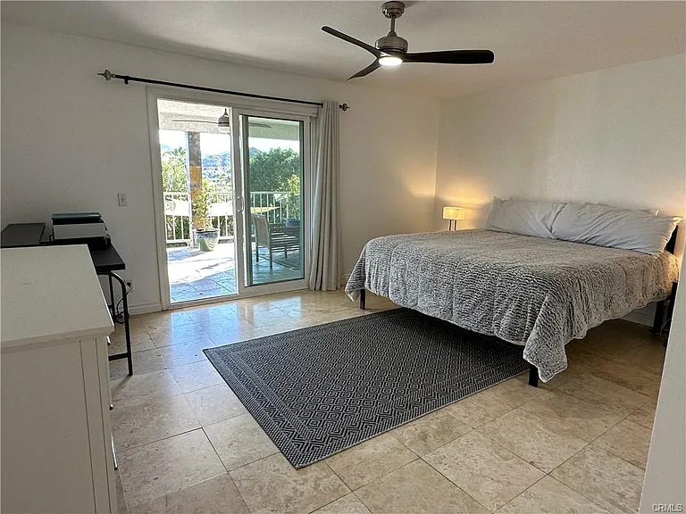 22867 Cove View St #C — Photo 31
