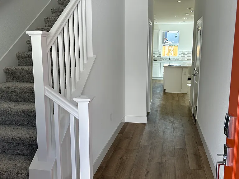 134 W Idyllwild Pl — Photo 2