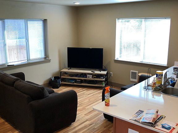 3rd image of 1030 E 19th Ave #19-1040