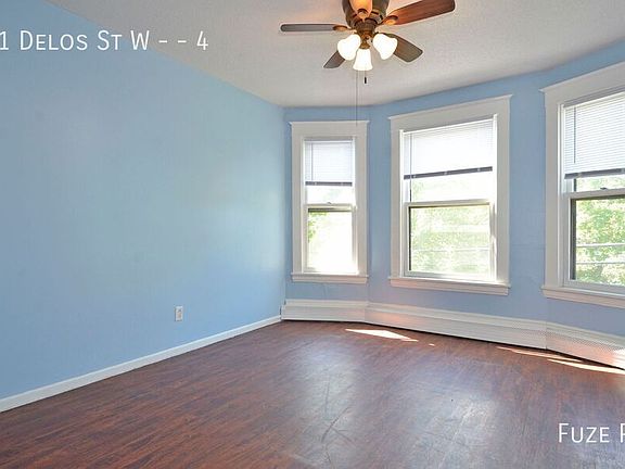 3rd image of 61 Delos St W APT 4