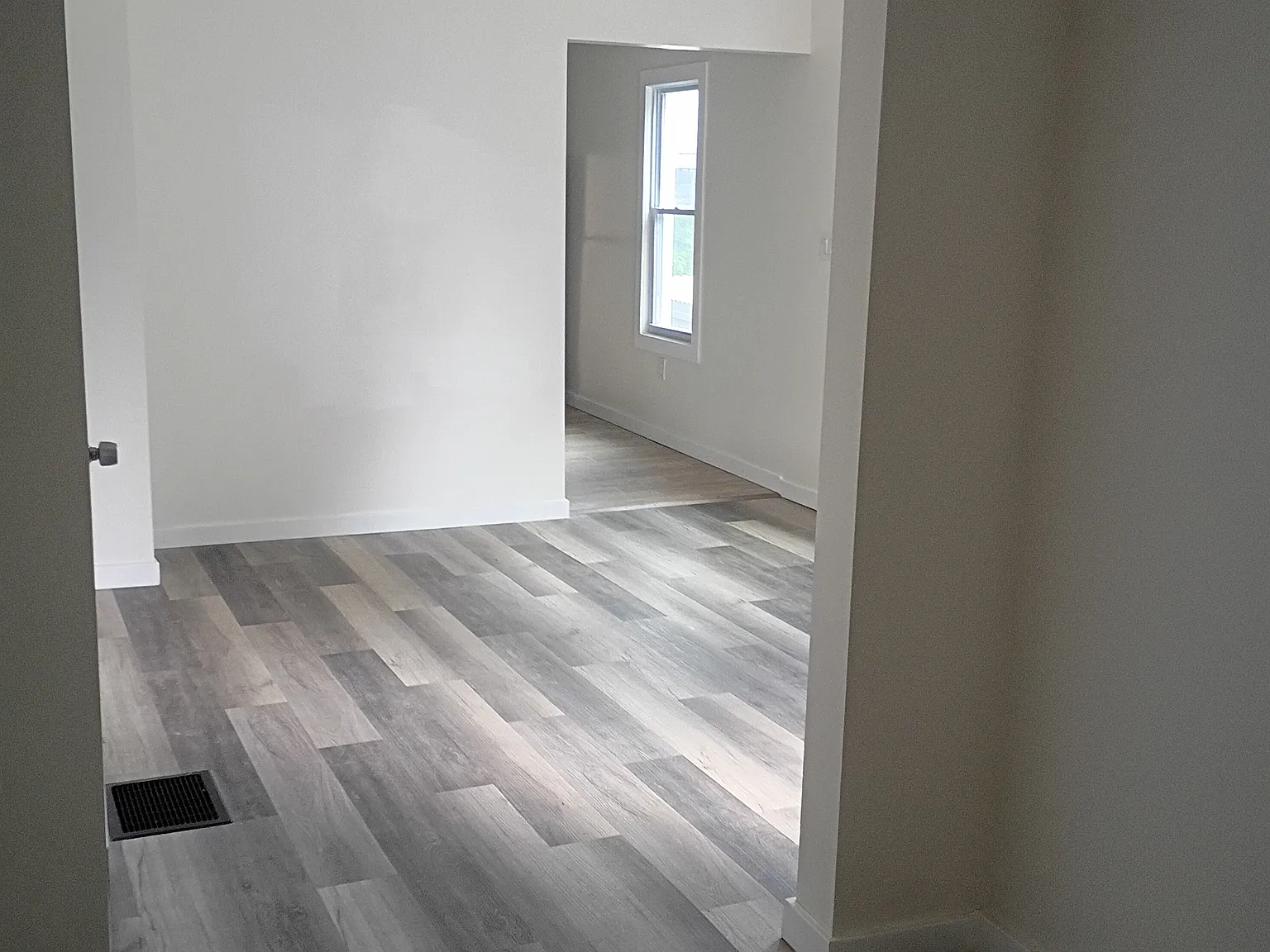 3 bed, $1,600 — Photo 4
