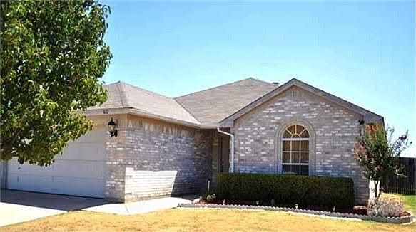 1st image of 612 Sawyer Dr