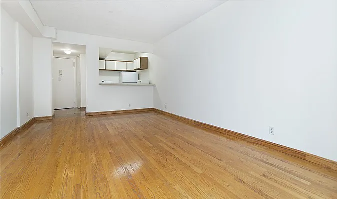 Rented by Pleasant Properties Real Estate LLC | media 25