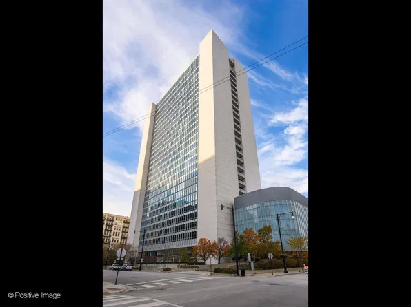 500 W Superior St Unit 1806, Chicago, IL 60654
