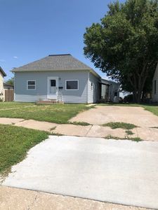 511 E 6th St, Hays, KS, 67601