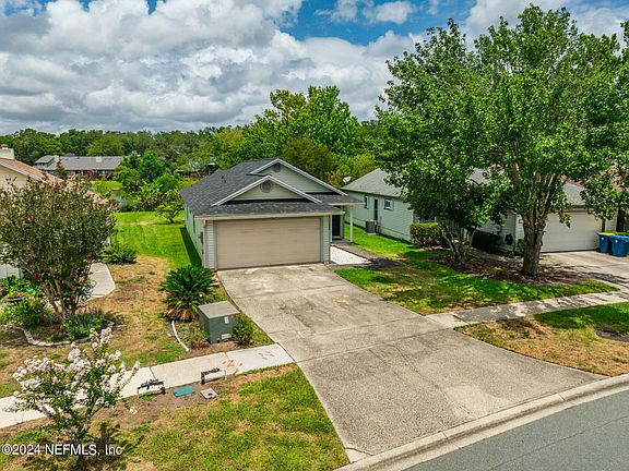 3rd image of 12033 ARBOR LAKE Drive