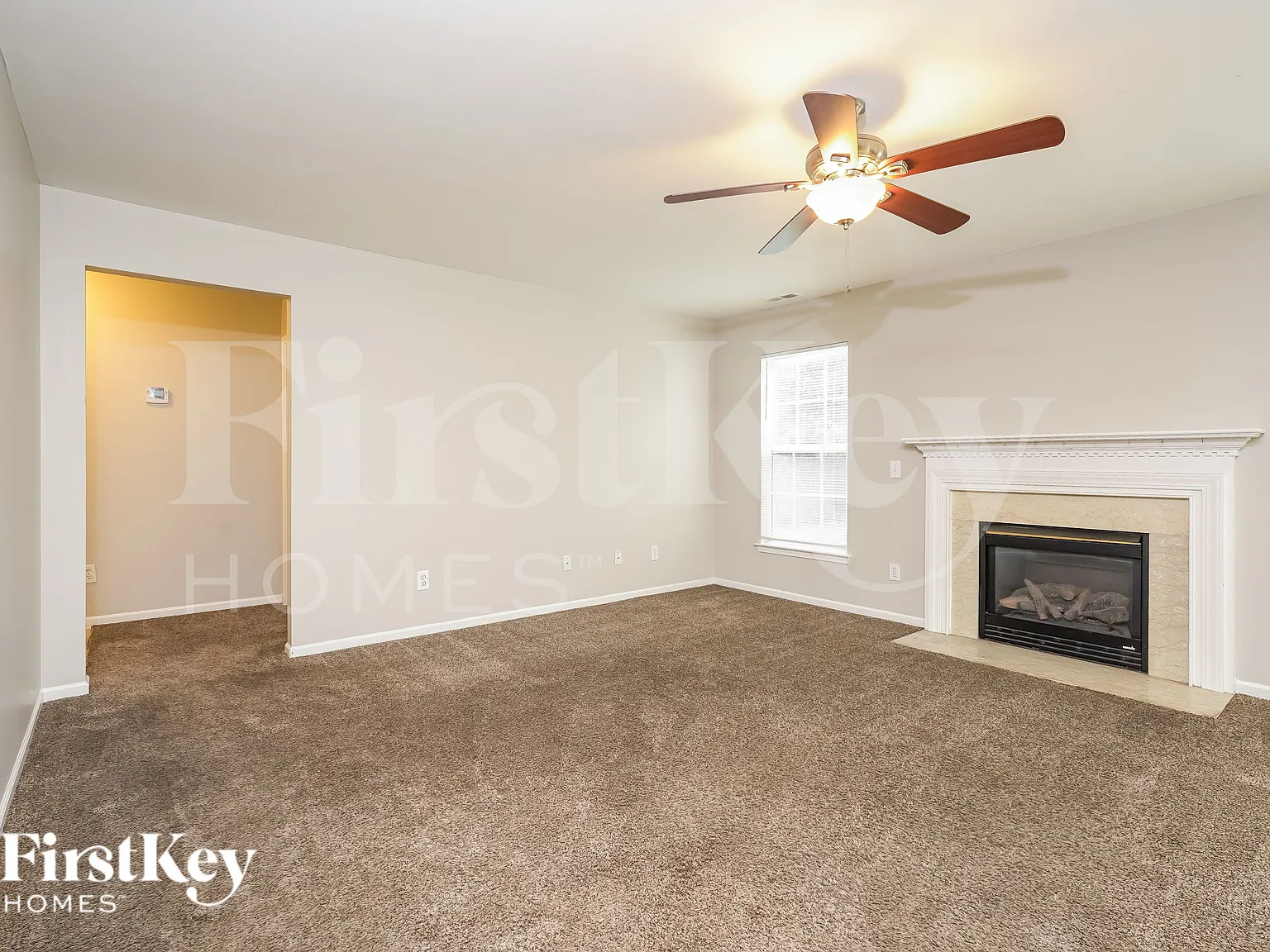 4 bed, 2.5 bath, 2161 sqft, $1,815 — Photo 3