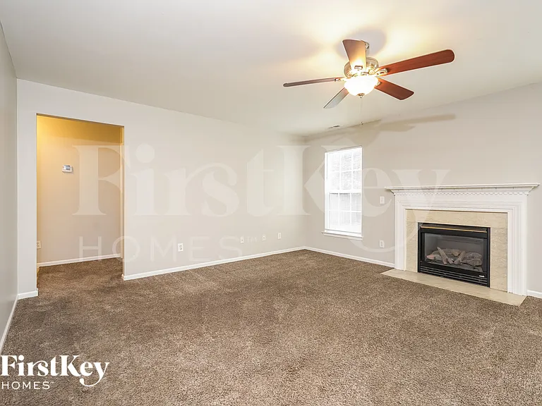 3760 Thornaby Cir — Photo 3