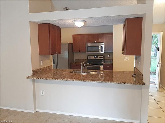 3rd image of 111 6th St NE