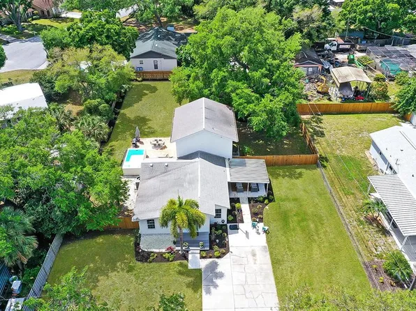 3446 Alderman St, Sarasota, FL 34237