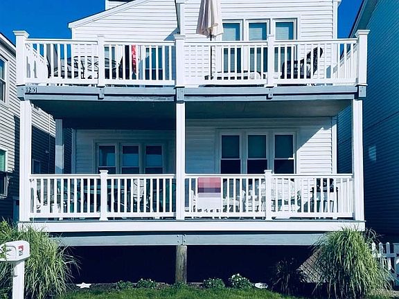 2nd image of 1249 Haven Ave #1251