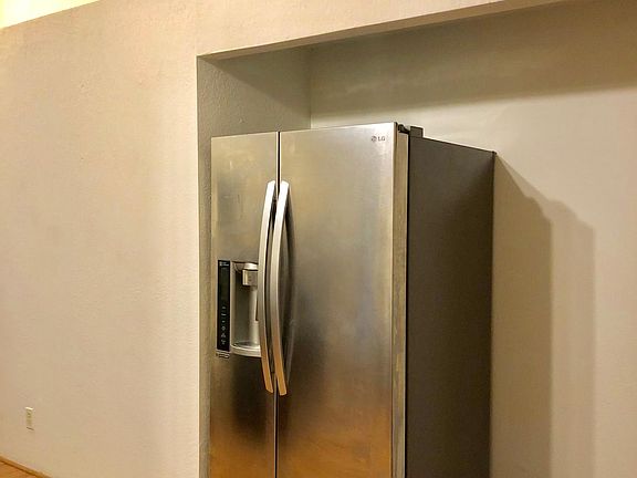 3rd image of 15980 Rose Ave #2