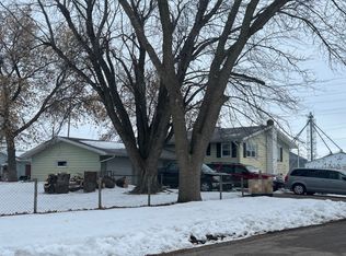 912 Washington St, Cleveland, MN 56017