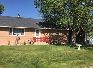 304 N 10th St, Saratoga, WY 82331