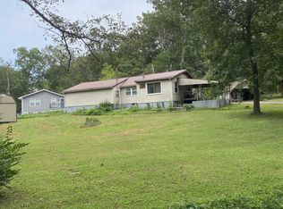 311 Parkview Manor Dr, Gilbertsville, KY 42044