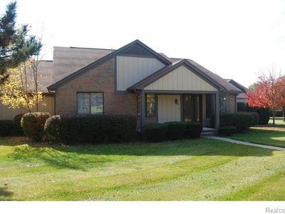 235 Meadow Lane Cir #22, Rochester Hills, MI, 48307