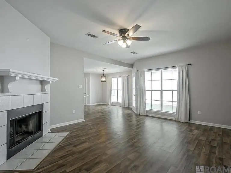 3437 Myrtle Grove Dr — Photo 5