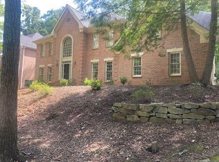 9460 Mistwater Close, Roswell, GA 30076