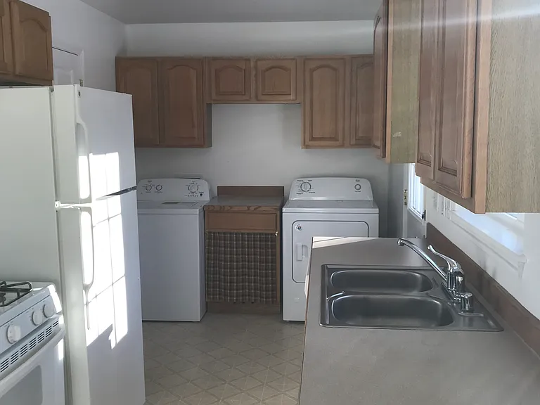 3321 N Sund Ct — Photo 3