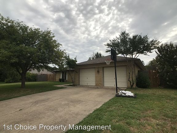 3rd image of 7204 Stonybrooke Dr