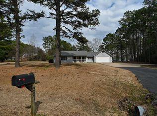 321 Meadow Rd, Russellville, AR 72802