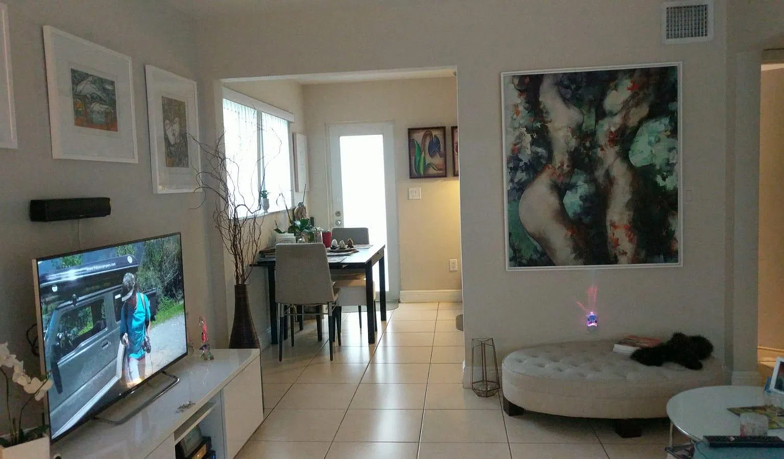 2 bed, 740 sqft, $2,300 — Photo 2