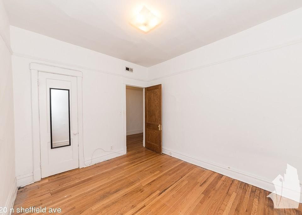 1st image of 3820 N Sheffield Ave #127