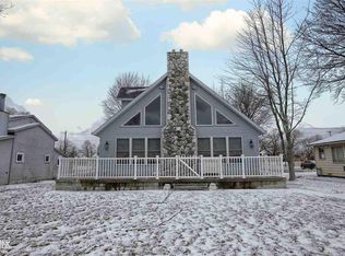 4045 S Channel Dr, Harsens Island, MI 48028