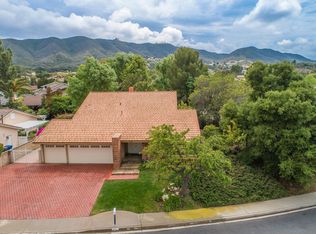 854 Lindawood St, Thousand Oaks, CA 91320