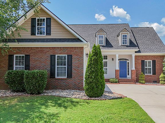 3rd image of 8193 Kaitlin Ln