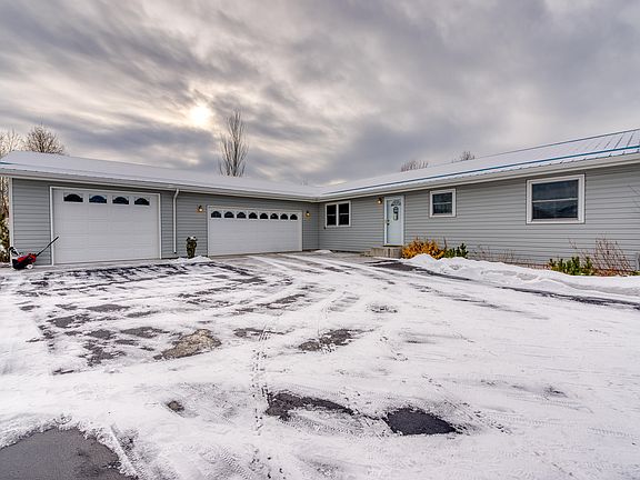 2nd image of 5574 Larson Ln