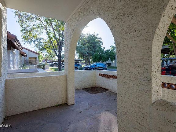 4th image of 5136 E Evergreen St Unit 1108