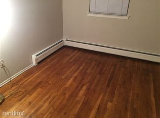 2318 31st Dr, Astoria, NY 11106