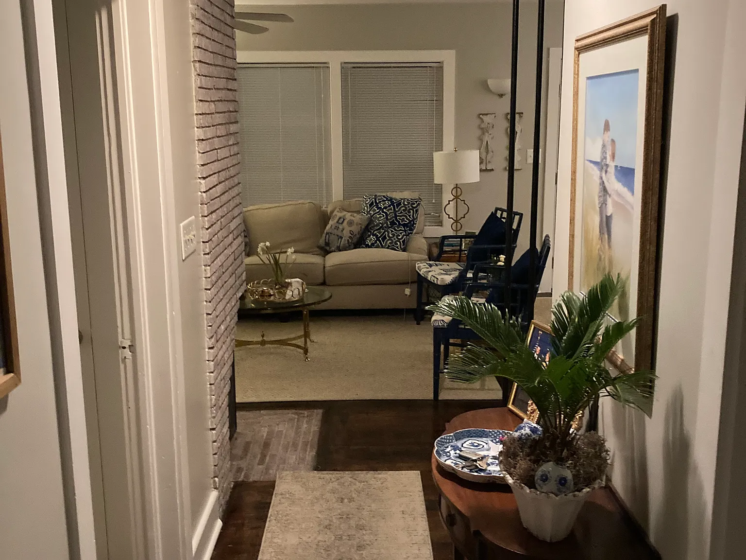 3 bed, 1076 sqft, $2,400 — Photo 3