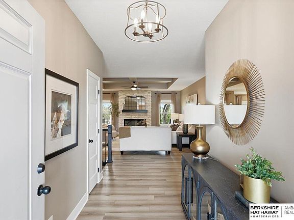 5th image of 20878 Camelback Ave