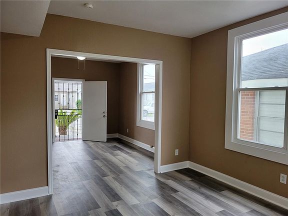3rd image of 2521 Lavender St