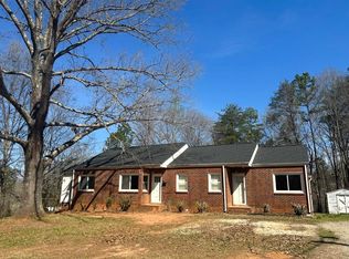 204 Washington Rd, Cowpens, SC 29330
