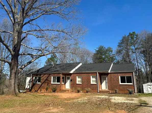 204 Washington Rd, Cowpens, SC 29330