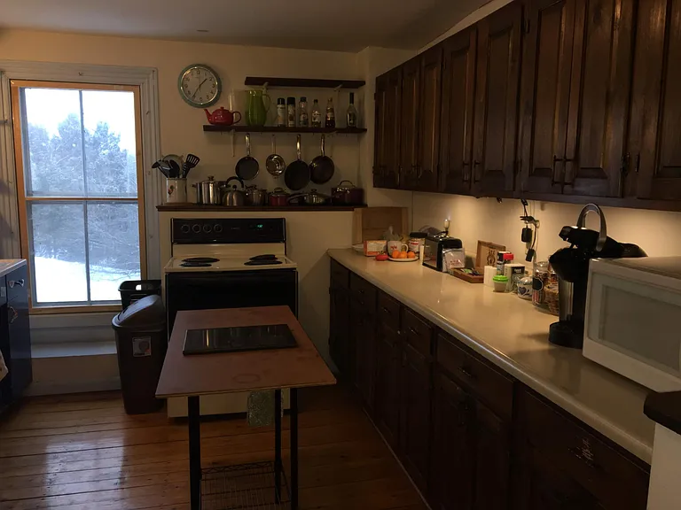 33 Oak Grove St #2 — Photo 8