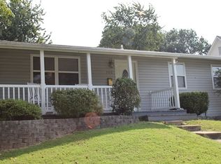 708 Warne St, Festus, MO 63028