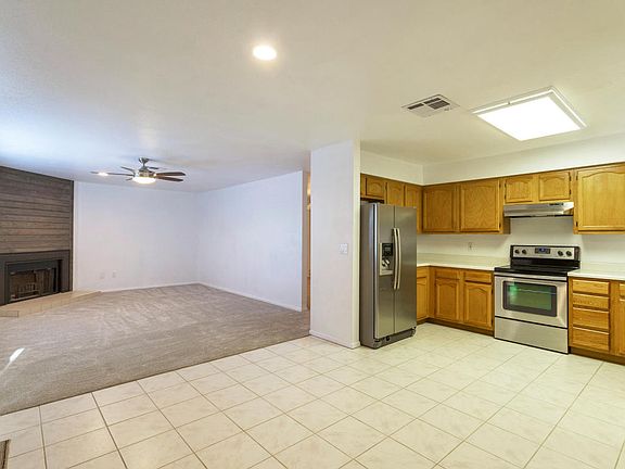 5th image of 1840 E Hermosa Dr